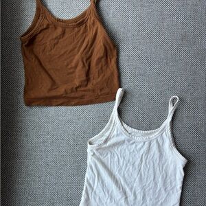 Set of 2 ARQ tank tops